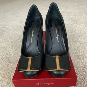 Salvatore Ferragamo Black Capua 85 Pumps, Size 7.5